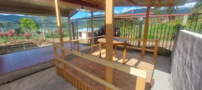 Casa con vista a valle de Dota y zona cafetalera